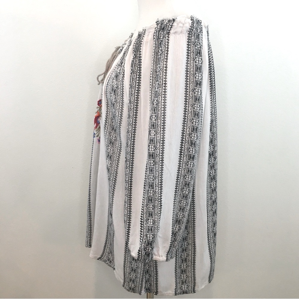 Claudia Richard | Striped Boho Blouse with Floral Embroidery - Picture 6 of 11